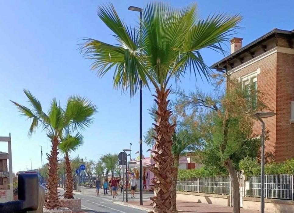 Appartamento In Villa Pesaro Exterior foto